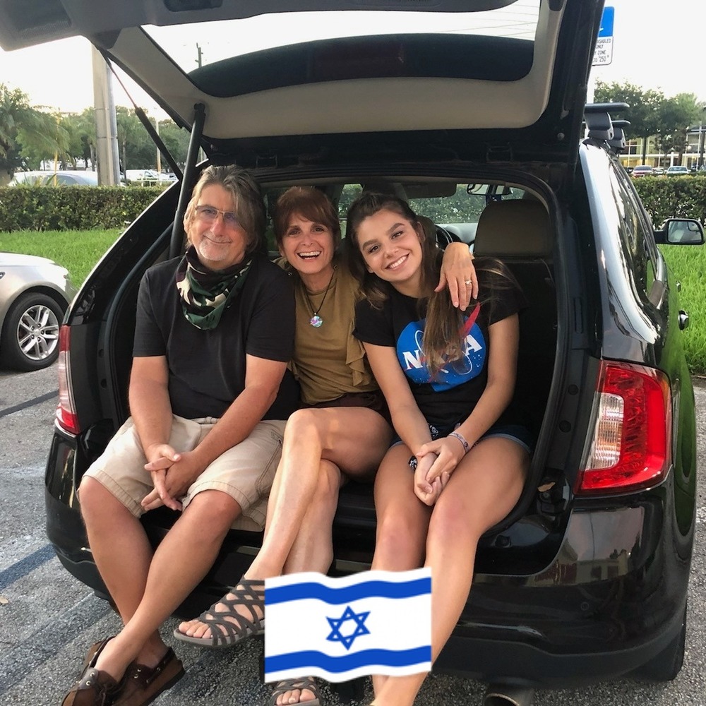 Meet your Posher, Antoinette